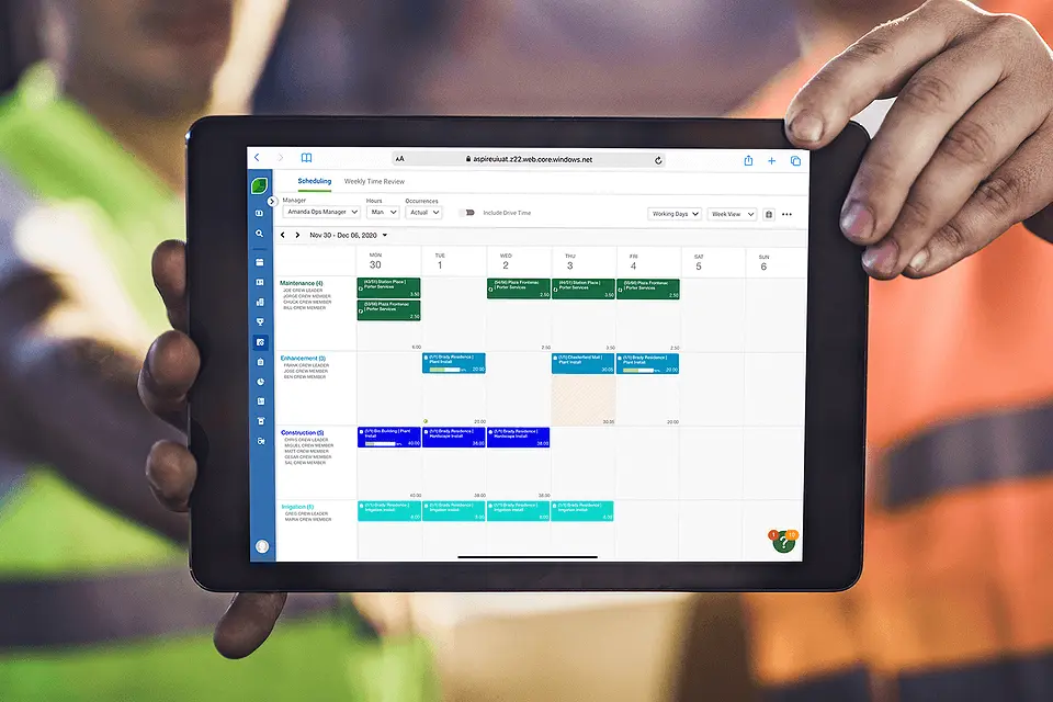 aspire in the field-on ipad-2021-crop